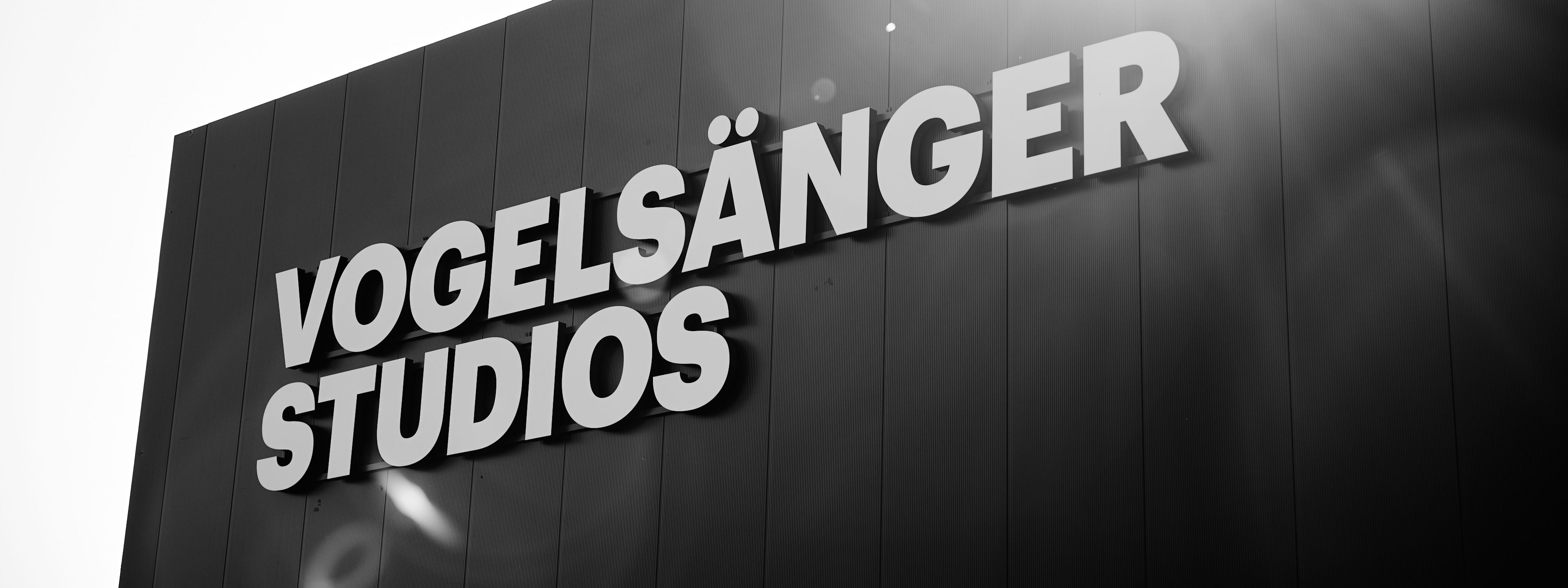 Vogelsänger Studios Logo neu