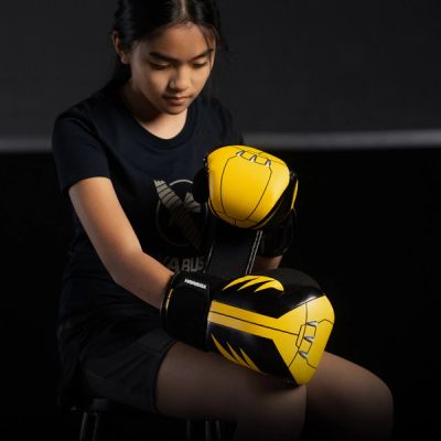 Marvel's Youth Wolverine Boxing Gloves - Image 4