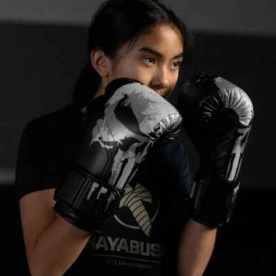 Marvel's Youth Punisher Boxing Gloves - Image 6