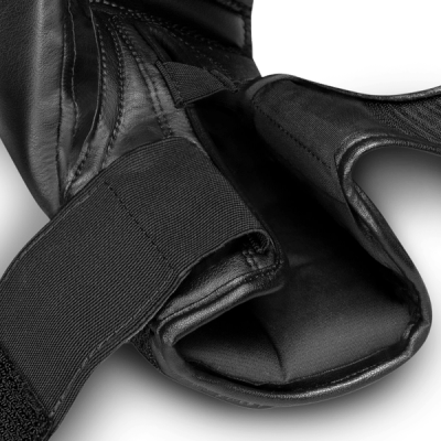 Marvel's Black Panther Boxing Gloves - Image 2