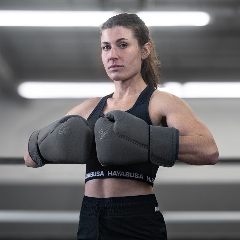 How Women Should Choose Boxing Gloves