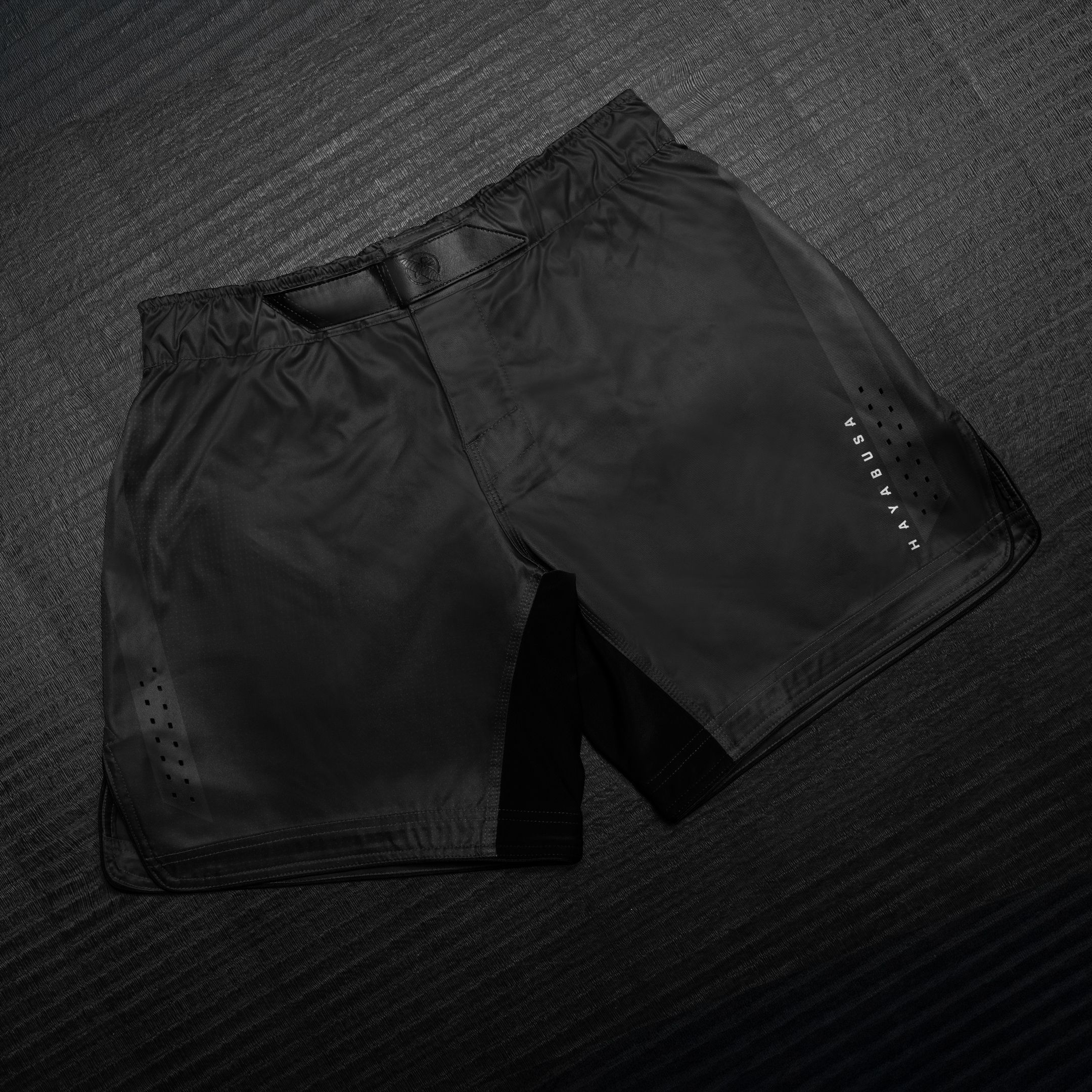 Hayabusa Men’s Core Mid-Thigh Fight Shorts - Image 7