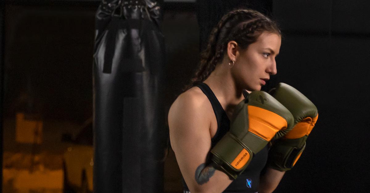 Leather Boxing Gloves vs Synthetic | Hayabusa T3 Guide