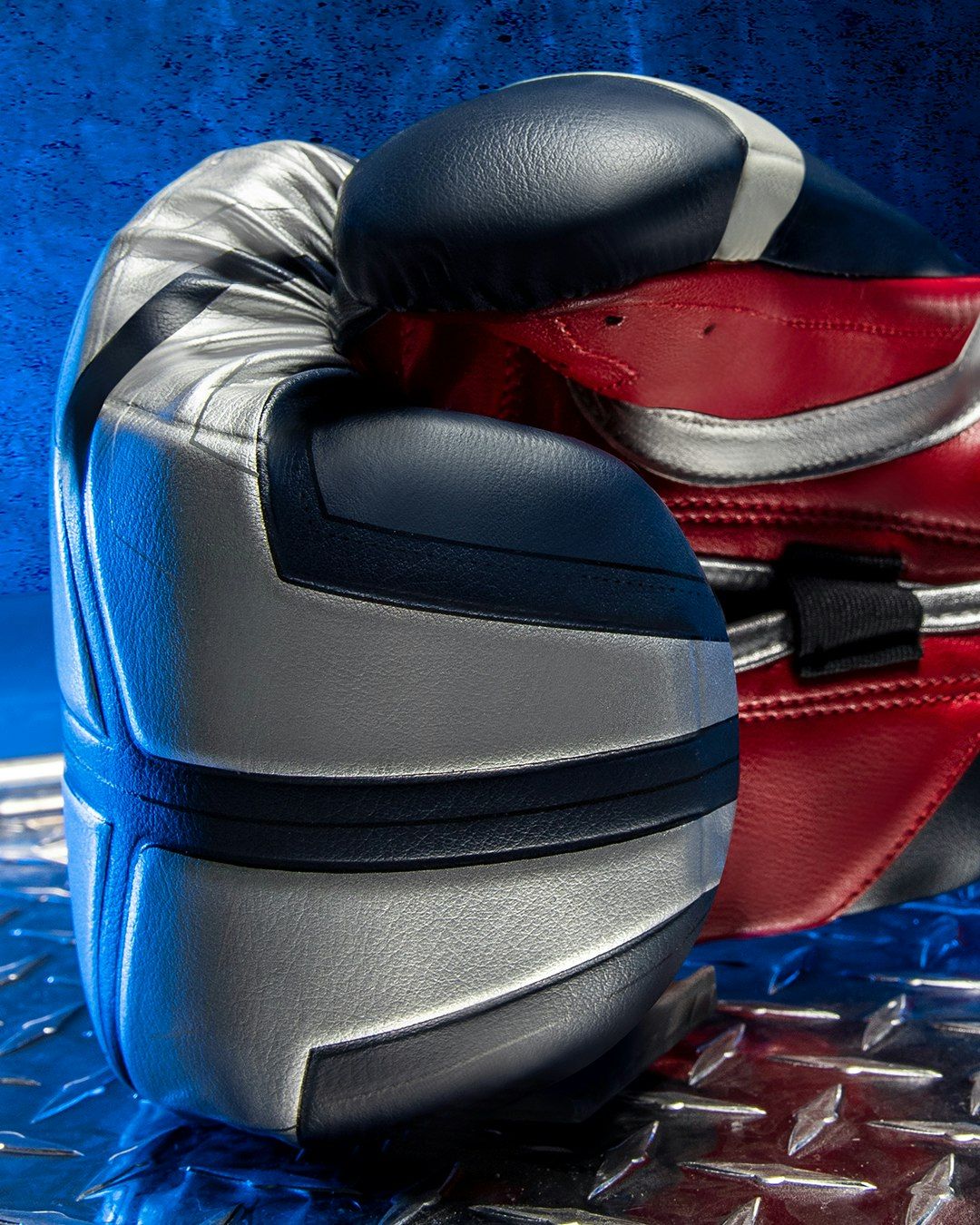 Marvel Captain America Boxing Gloves | Hayabusa