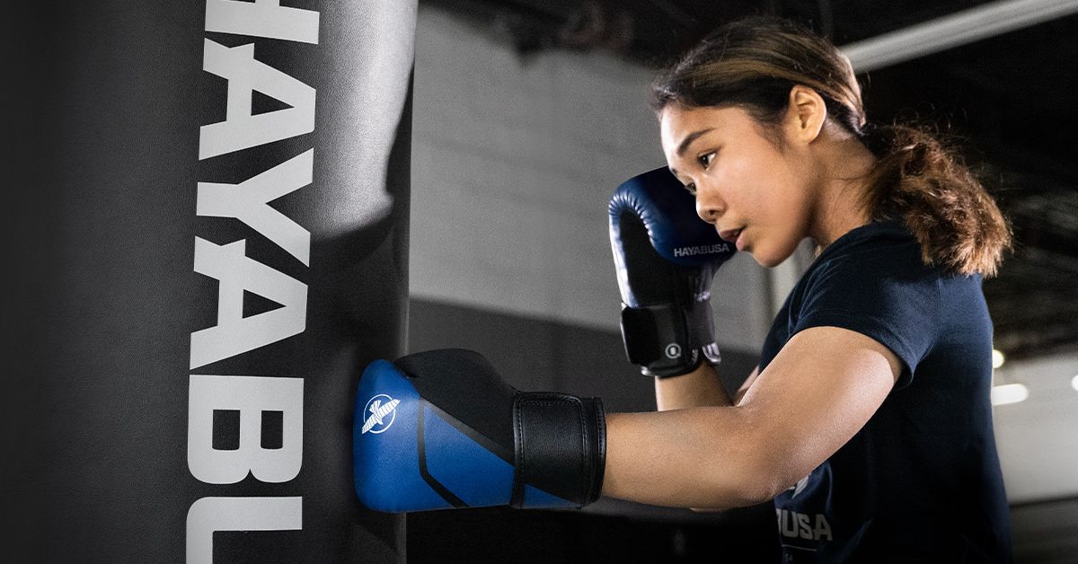 Youth Boxing Gloves Size Guide (4oz–12oz) by Age