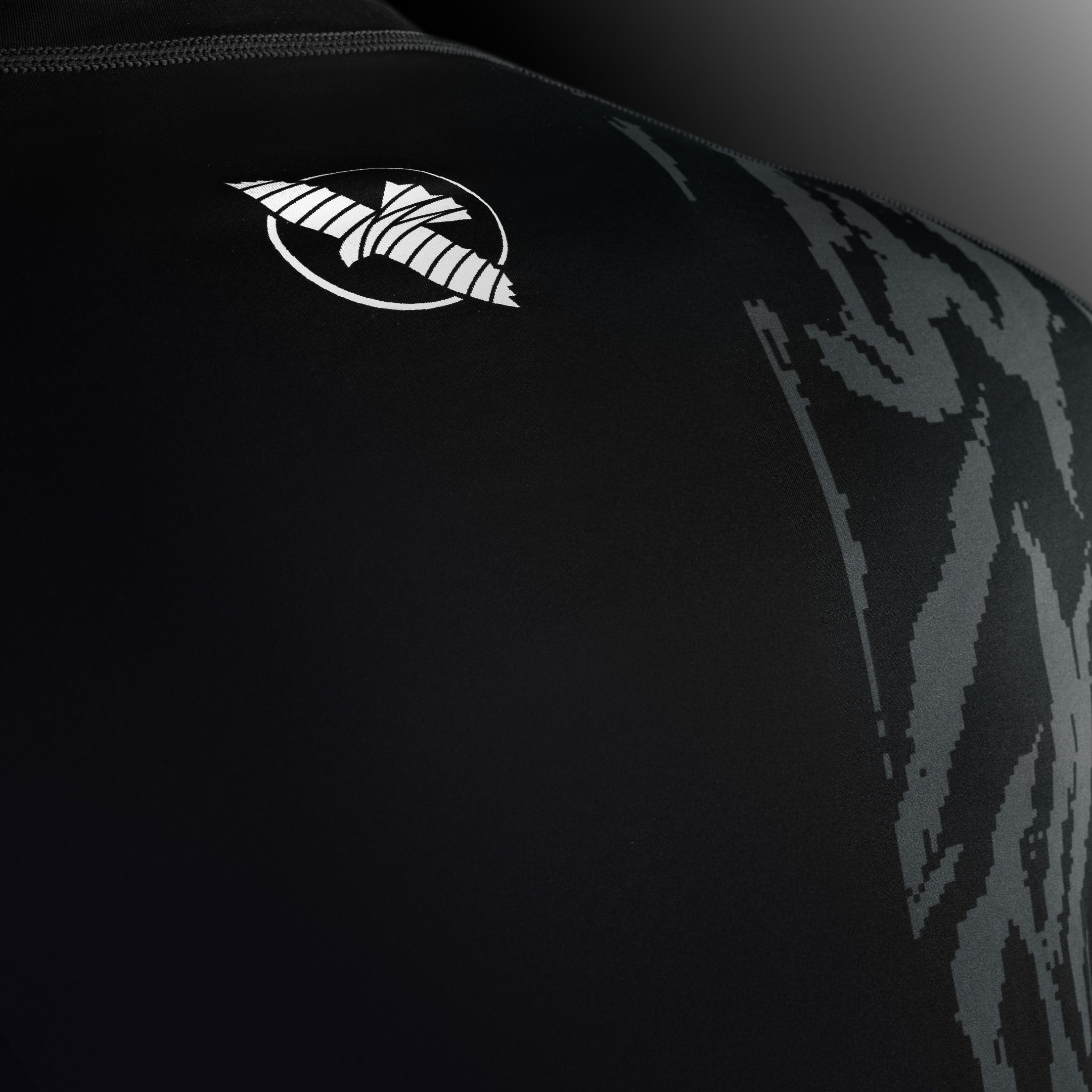 Hayabusa Men’s Apex Long Sleeve Rash Guard - Image 3