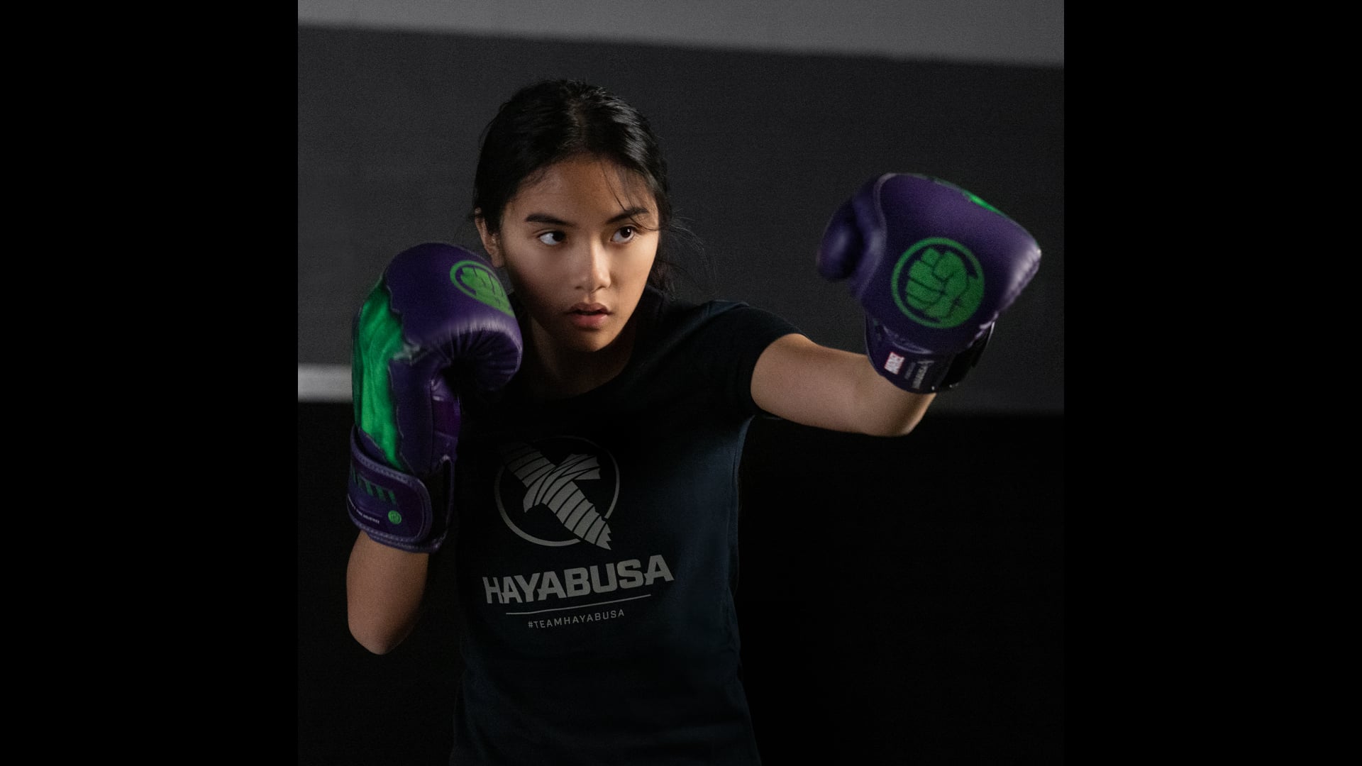 Marvel's Youth Hulk Boxing Gloves video thumbnail