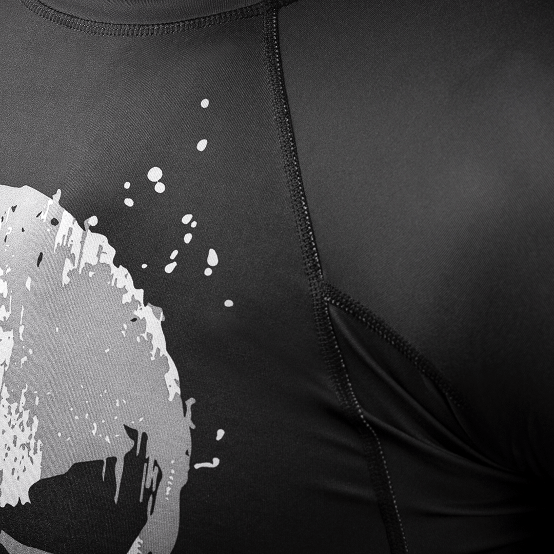 Marvel's The Punisher Short Sleeve Rash Guard - Image 5