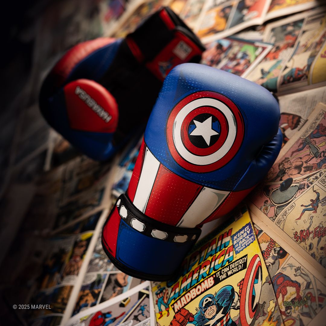 Marvel’s Classic Captain America Boxing Gloves - Image 5