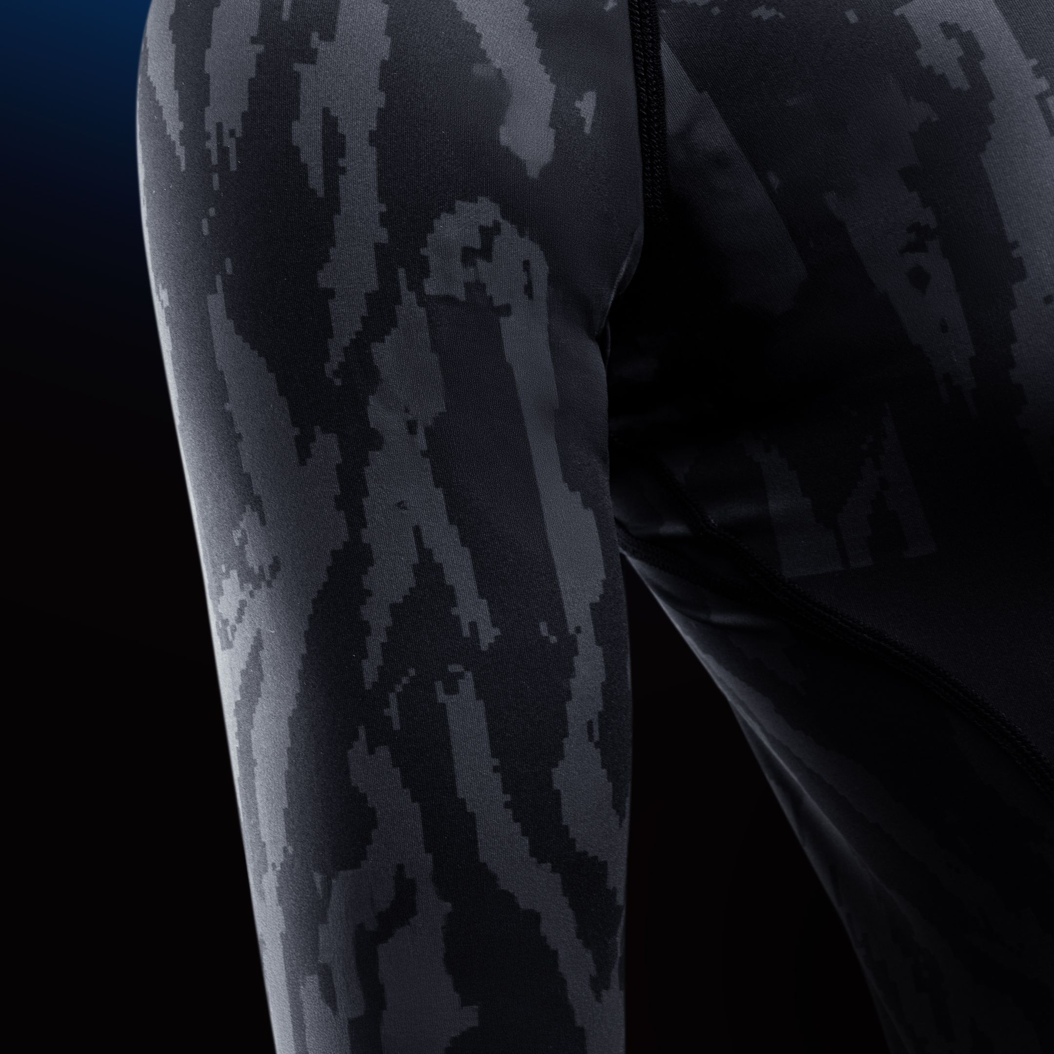 Hayabusa Women's Apex Long Sleeve Rash Guard - Image 5