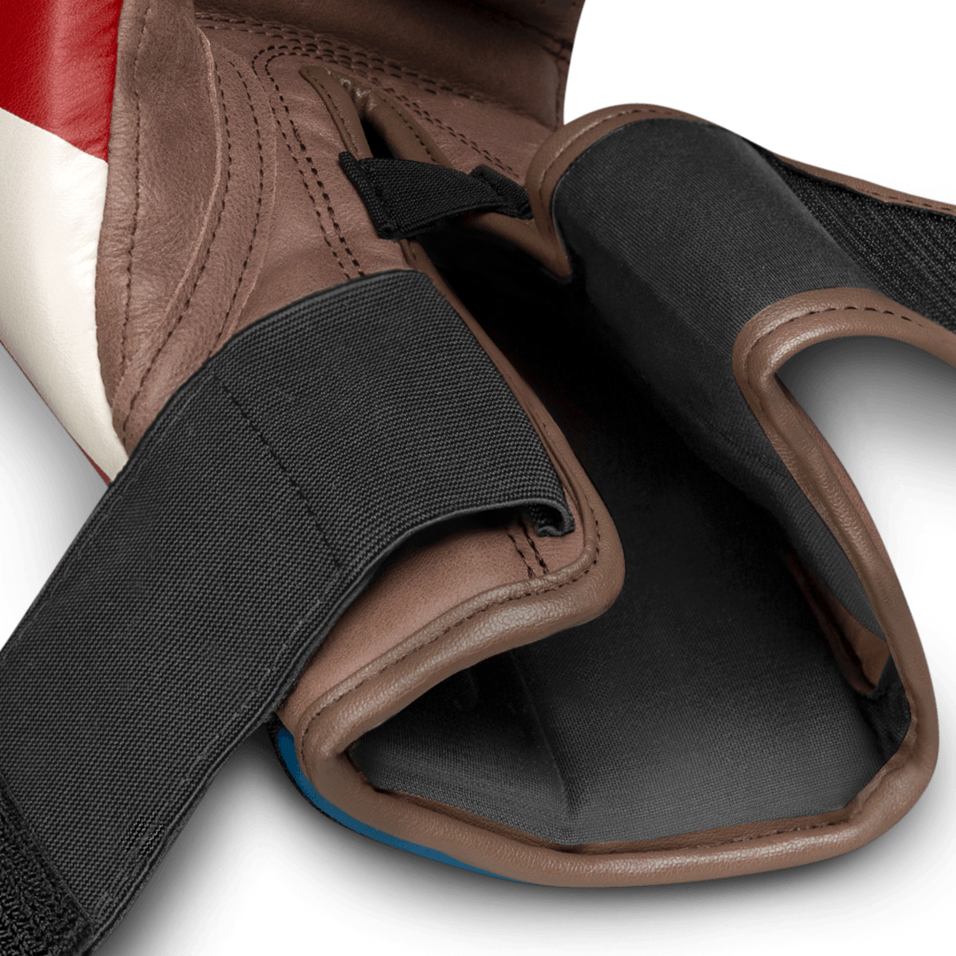 Marvel's Captain America Boxing Gloves - Image 2