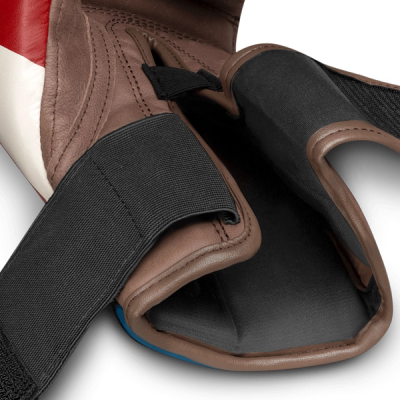 Marvel's Captain America Boxing Gloves - Image 2