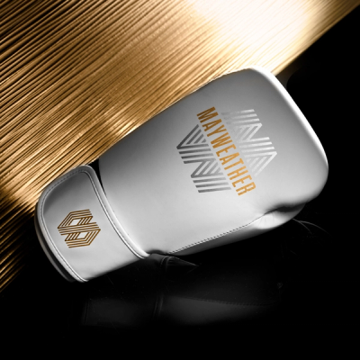 Mayweather Core Boxing Gloves - Image 3