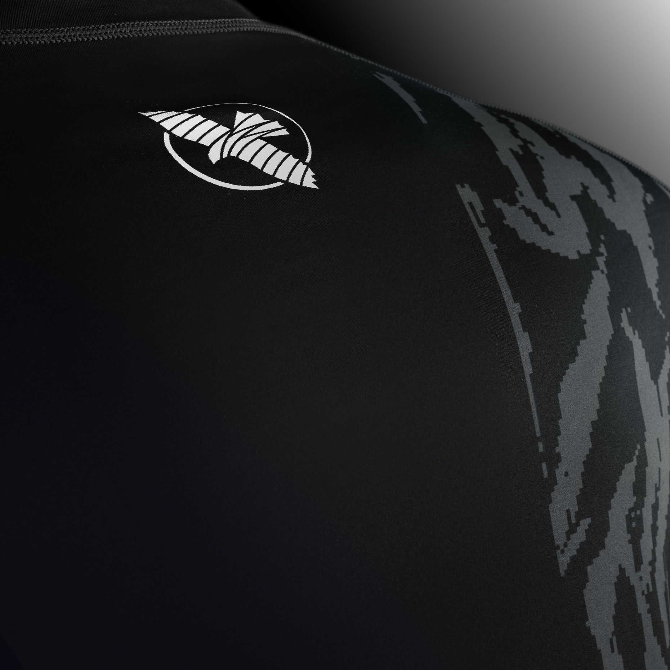 Hayabusa Men’s Apex Short Sleeve Rash Guard - Image 3