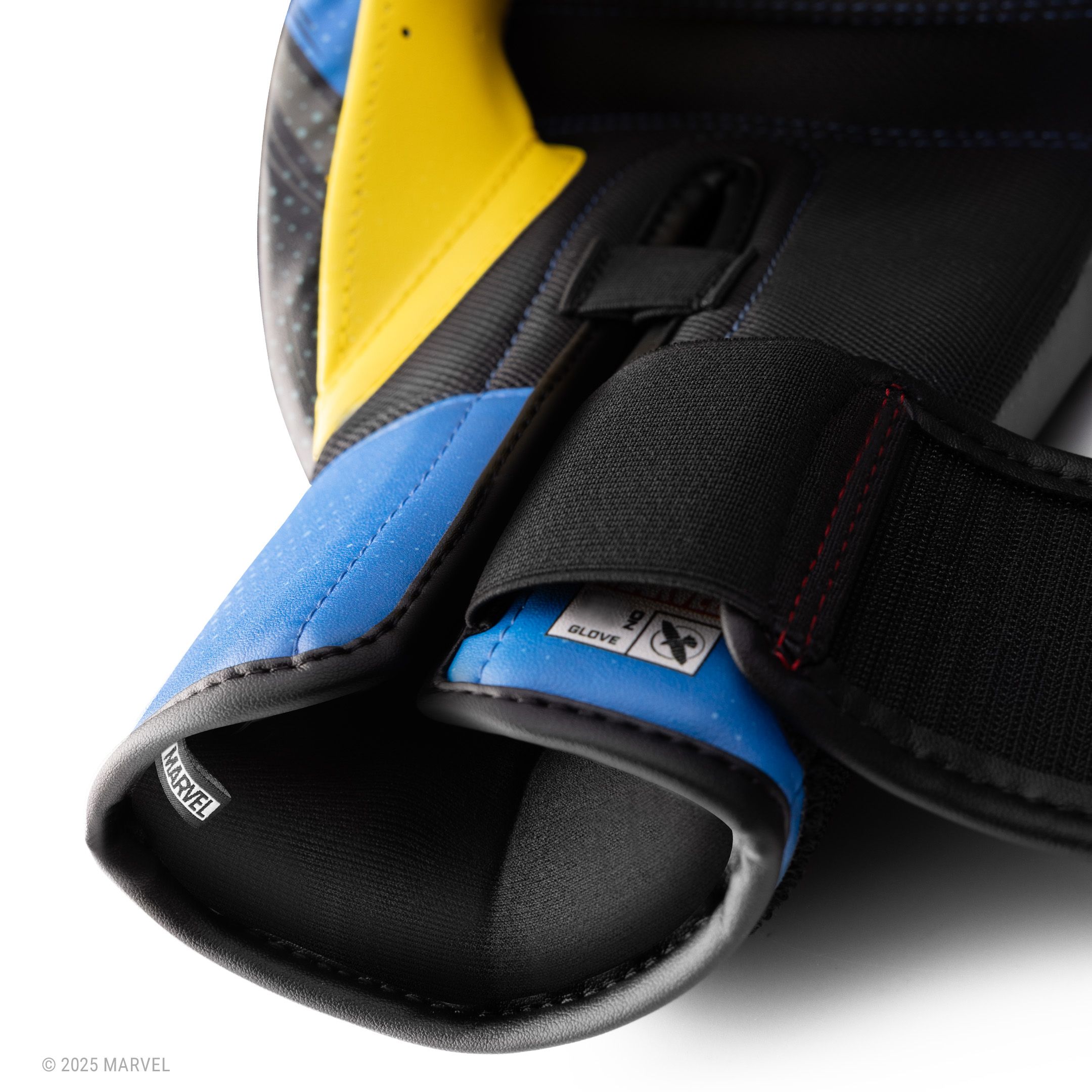 Marvel’s Classic Wolverine Boxing Gloves - Image 3