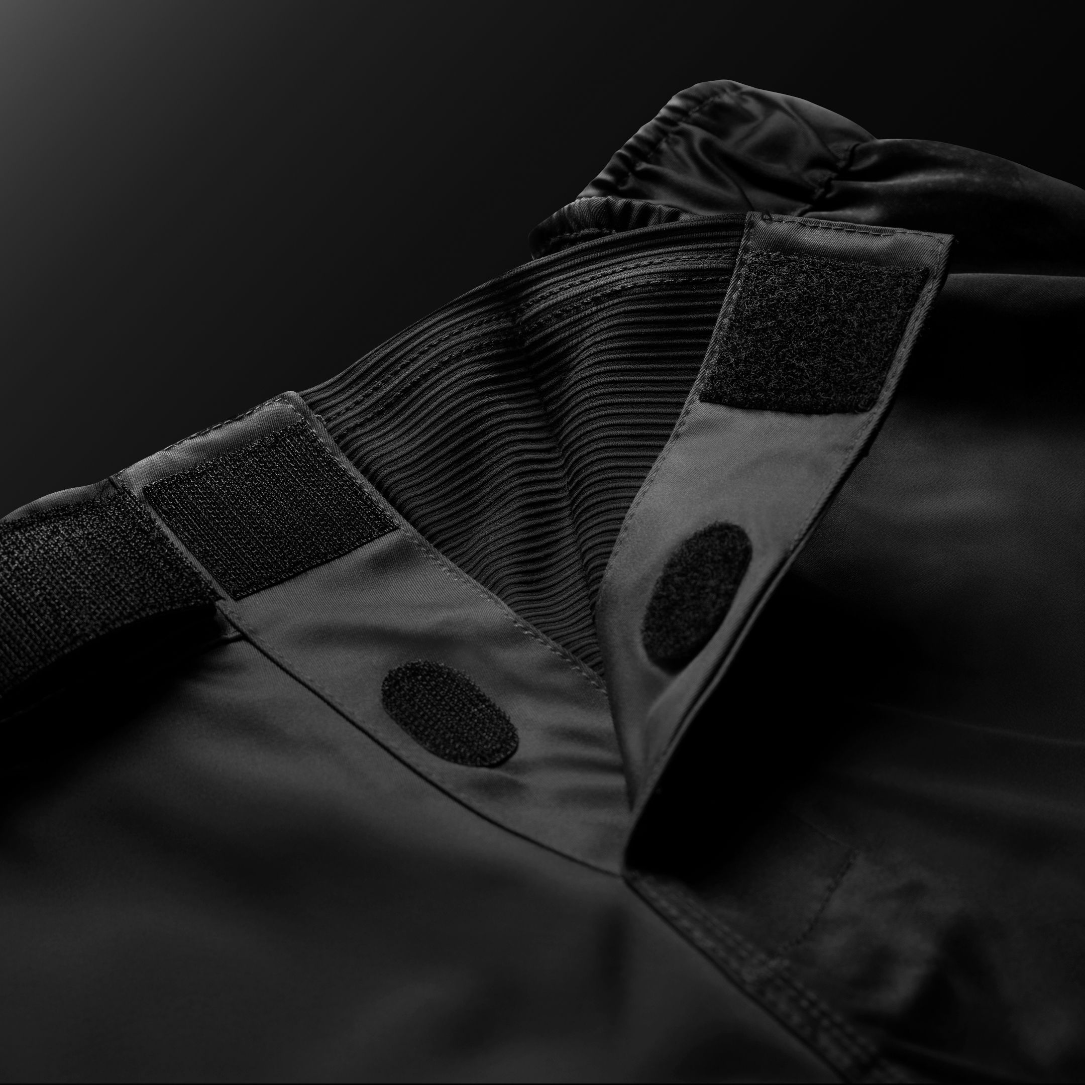Hayabusa Men's Apex Mid-Thigh Shorts | BJJ & MMA Gear
