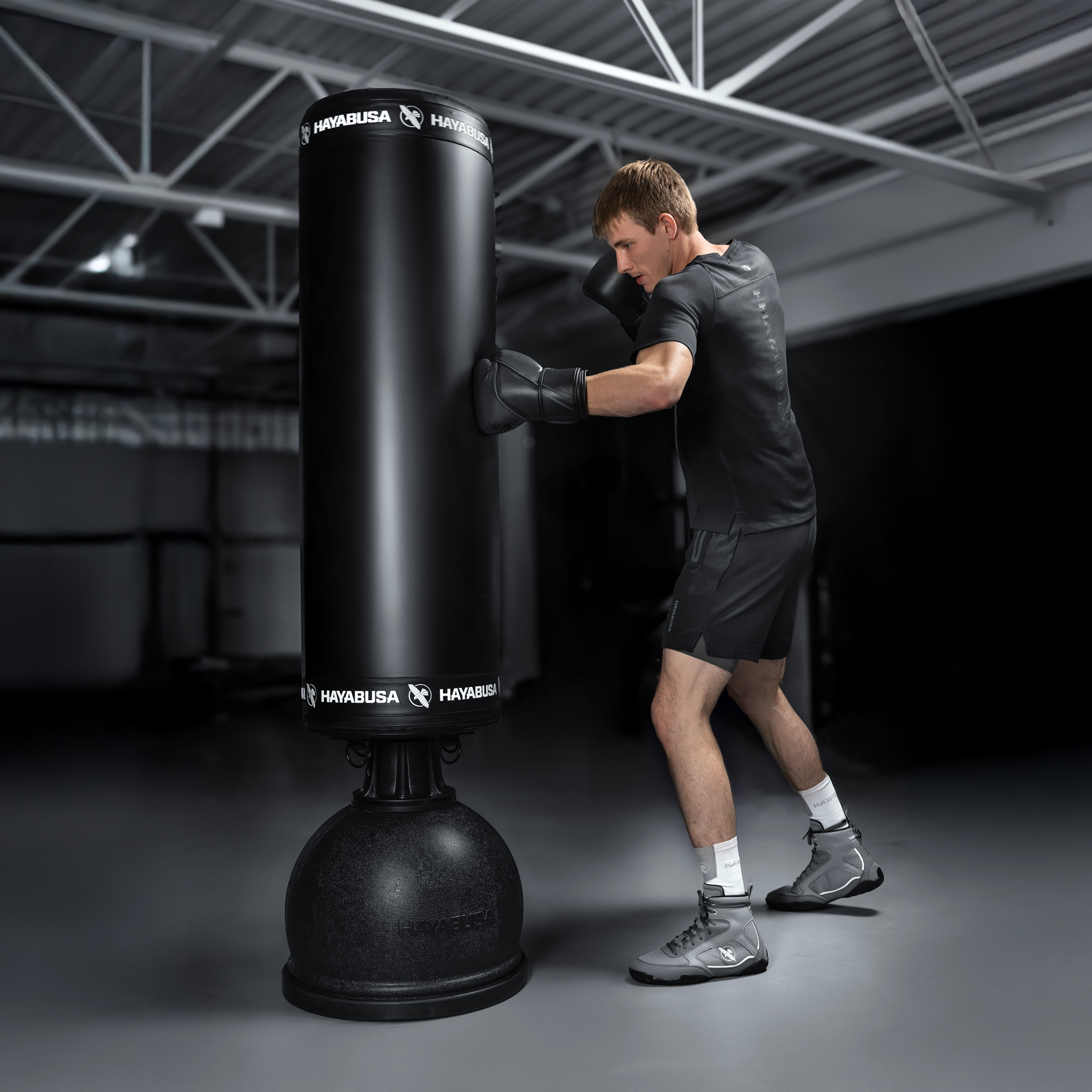 Hayabusa Quick Swap Freestanding Heavy Bag Top - Image 3