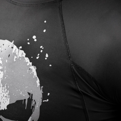 Marvel's The Punisher Long Sleeve Rash Guard - Image 6