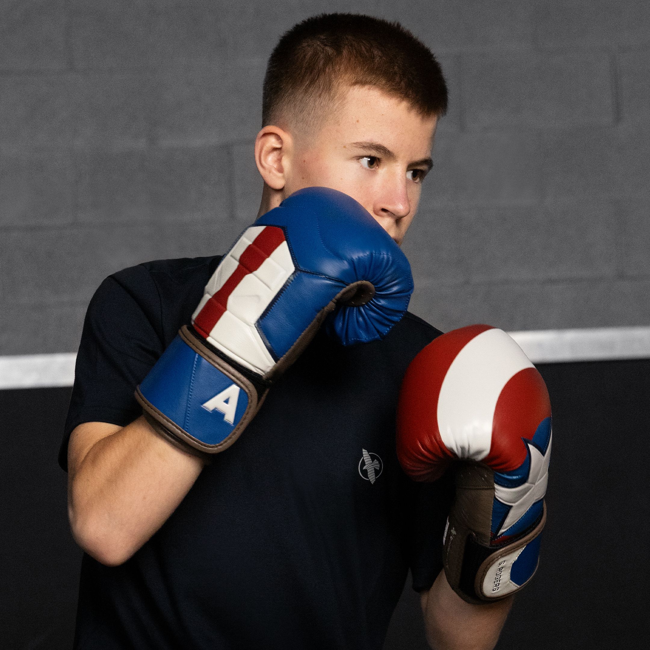 Marvel's Youth Captain America Boxing Gloves - Image 6