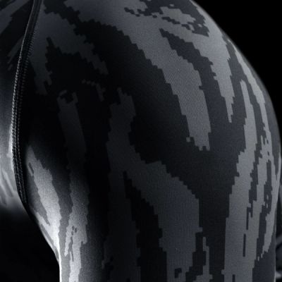 Hayabusa Men’s Apex Short Sleeve Rash Guard - Image 5