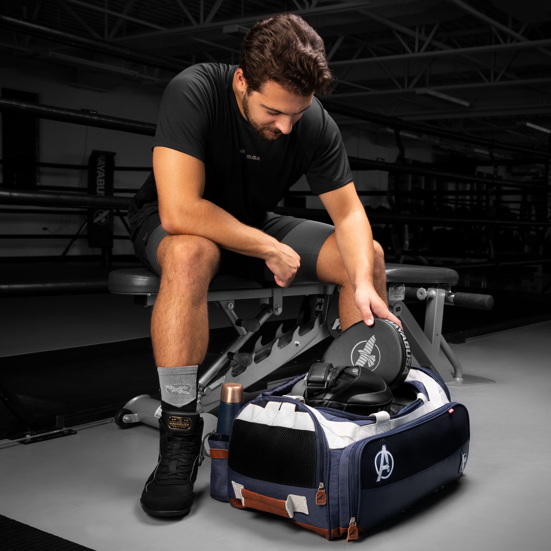 argue パイソンbag Captain America Gym Duffle Bag | Marvel Sports Bag