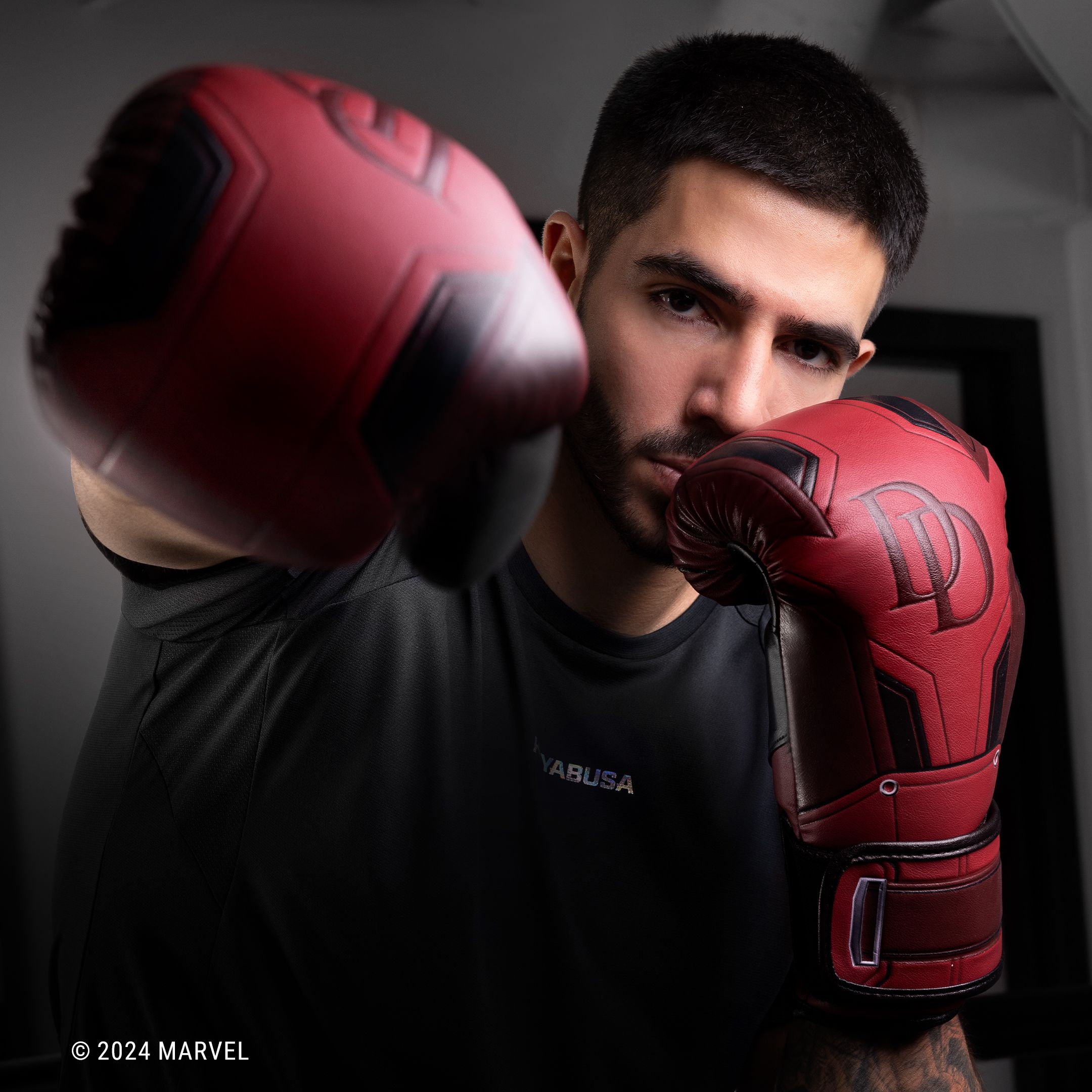 Marvel’s Daredevil Boxing Gloves - Image 6