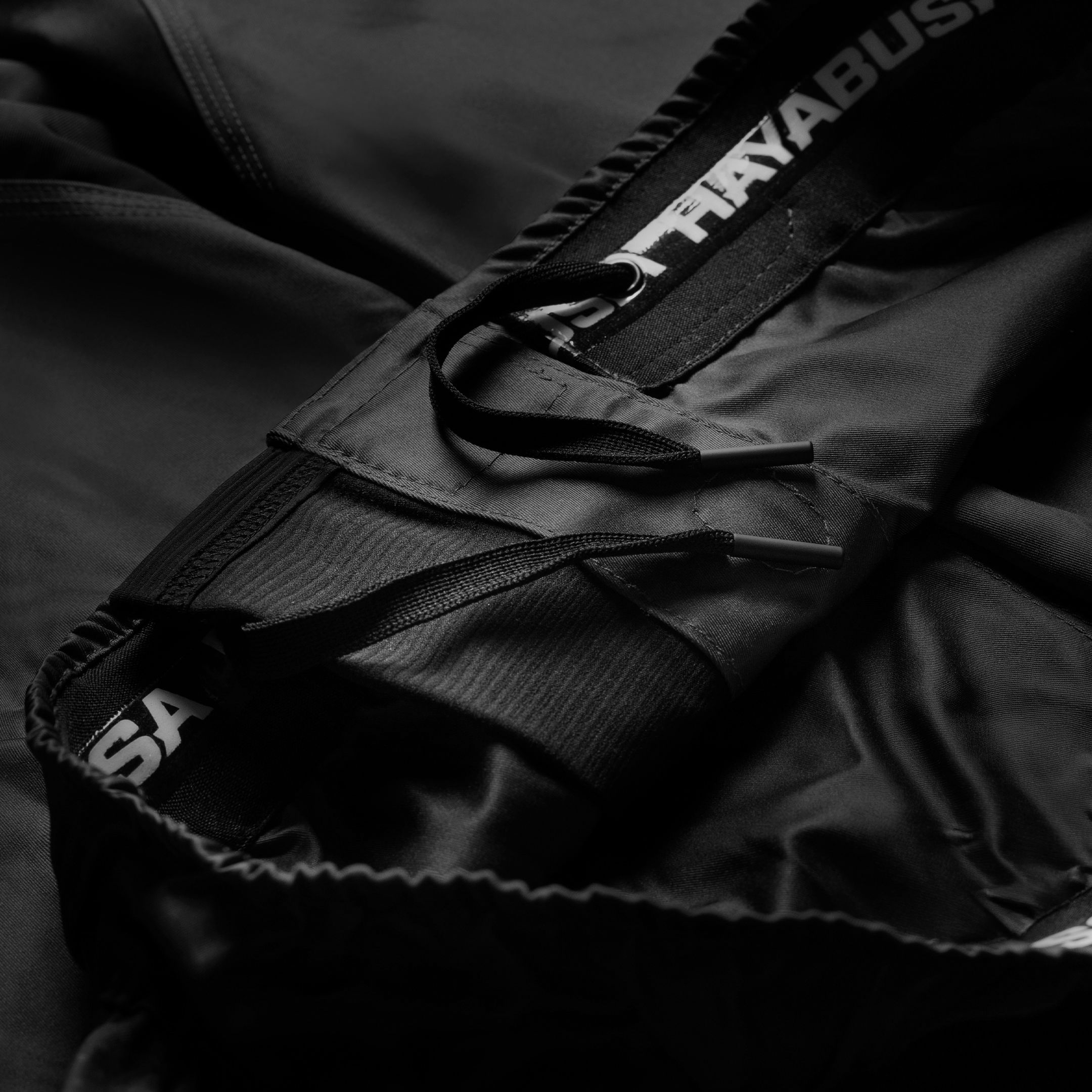 Hayabusa Men's Apex Mid-Thigh Shorts | BJJ & MMA Gear