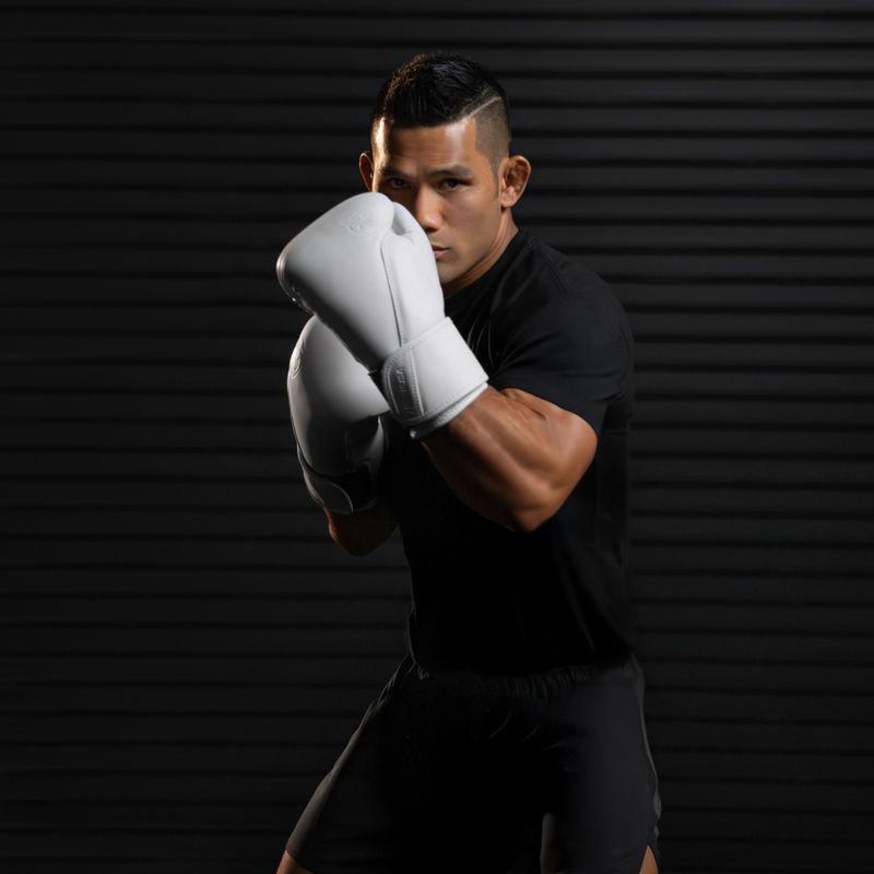 How to Choose Boxing Gloves: The Complete Buyer's Guide
