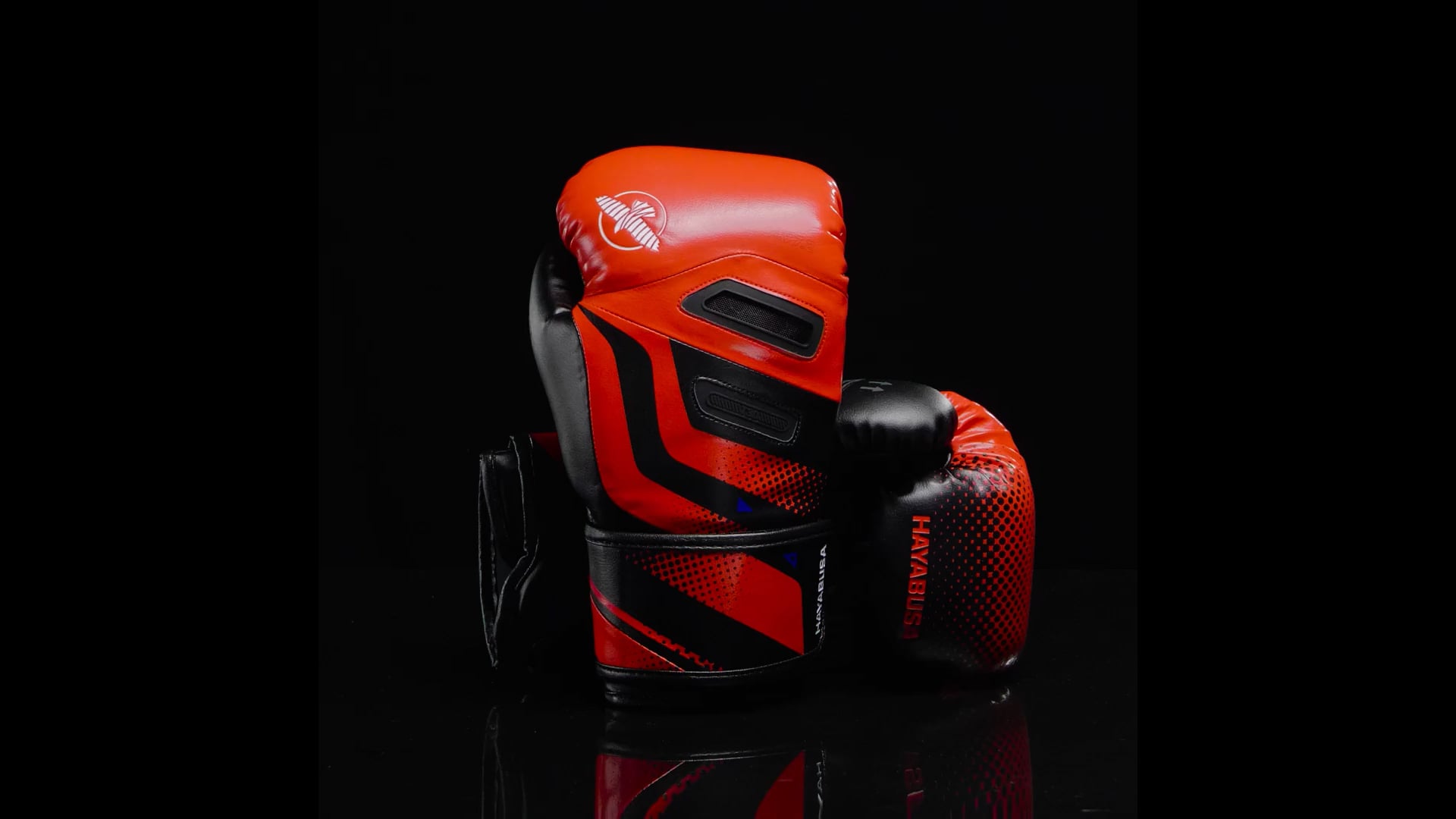 Hayabusa T3D Boxing Gloves video thumbnail