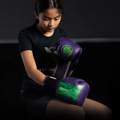 Marvel's Youth Hulk Boxing Gloves - Image 4