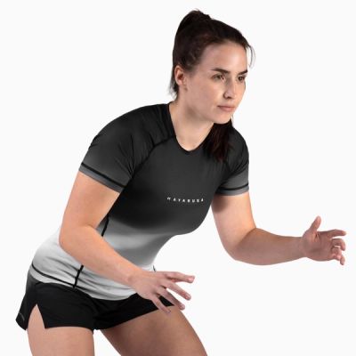 Hayabusa Women's Apex Nova Short Sleeve Rash Guard - Image 4