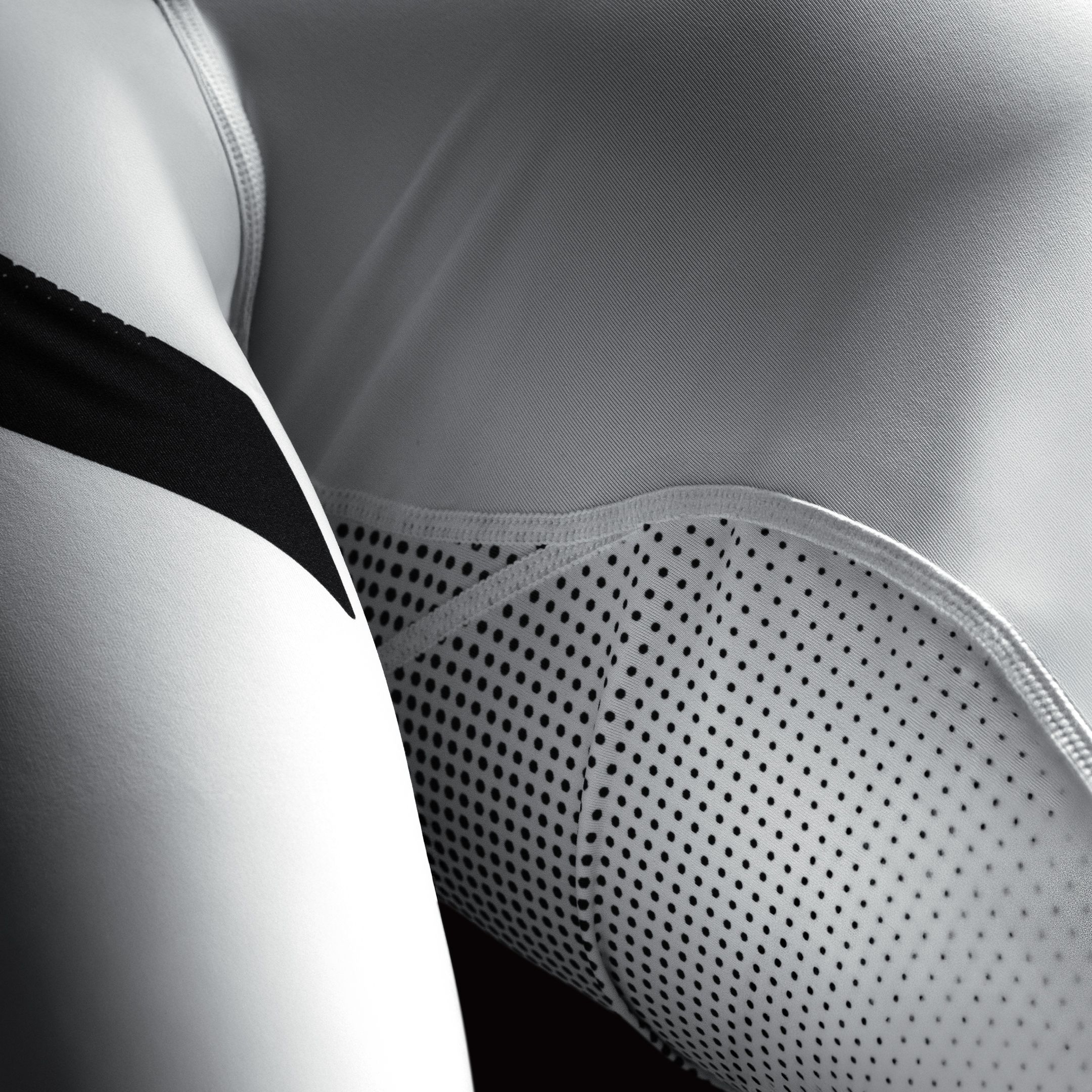 Hayabusa Women’s Pro Ranked Long Sleeve Rash Guard - Image 5