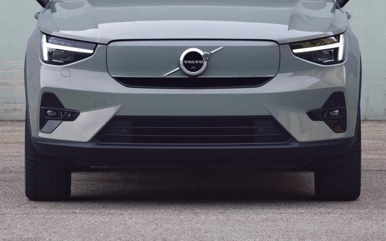 Volvo XC40 Recarge - Sage Green - Front