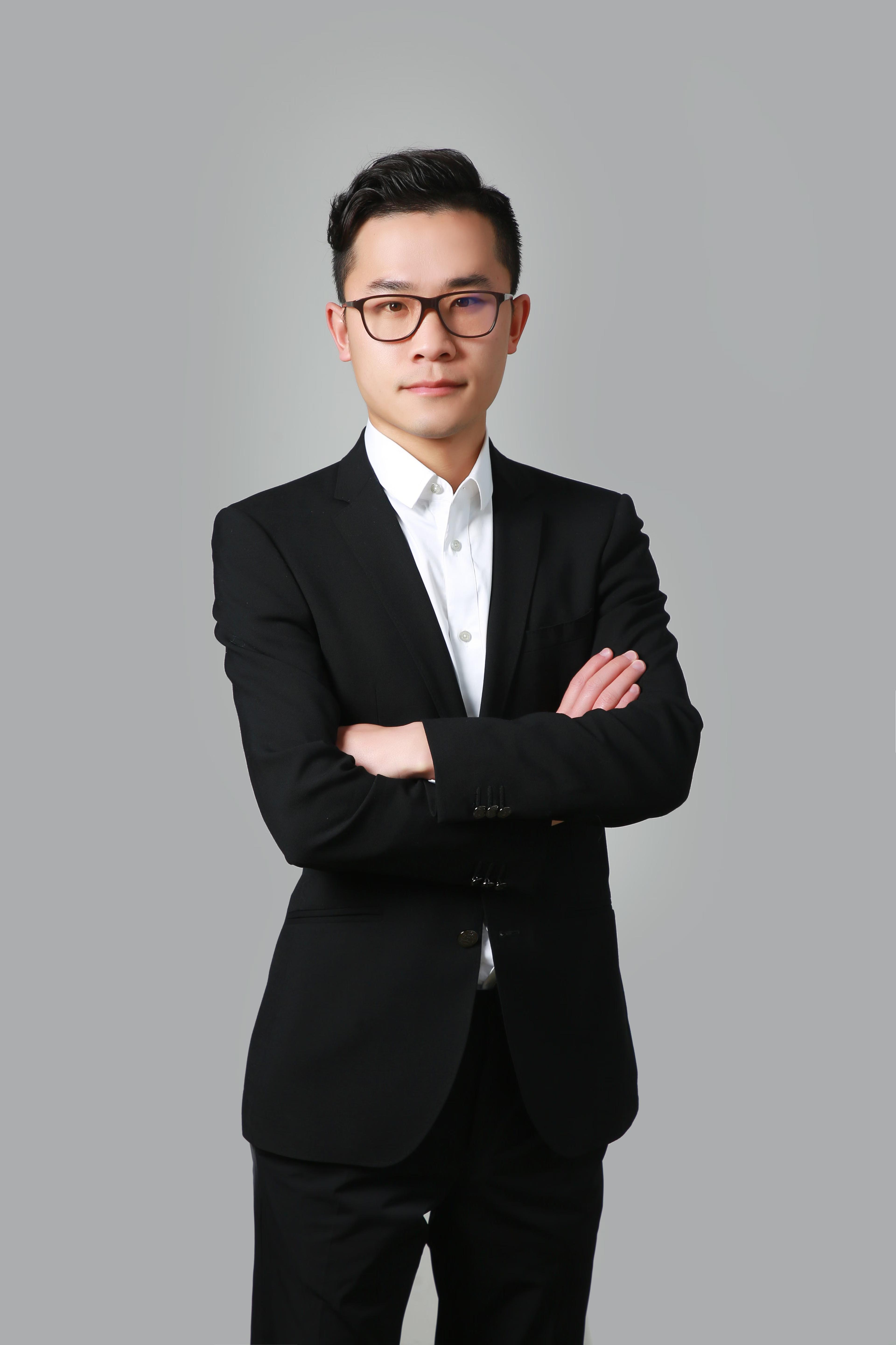 Daniel Zhang