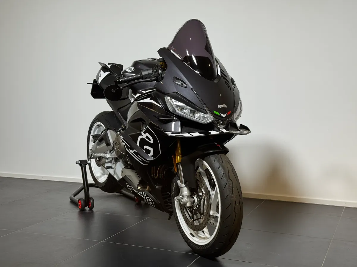 Konfiguriere deine Aprilia RS 660
