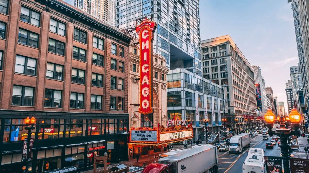 The Top 6 Hotels for Business in Chicago (+ a Bonus)