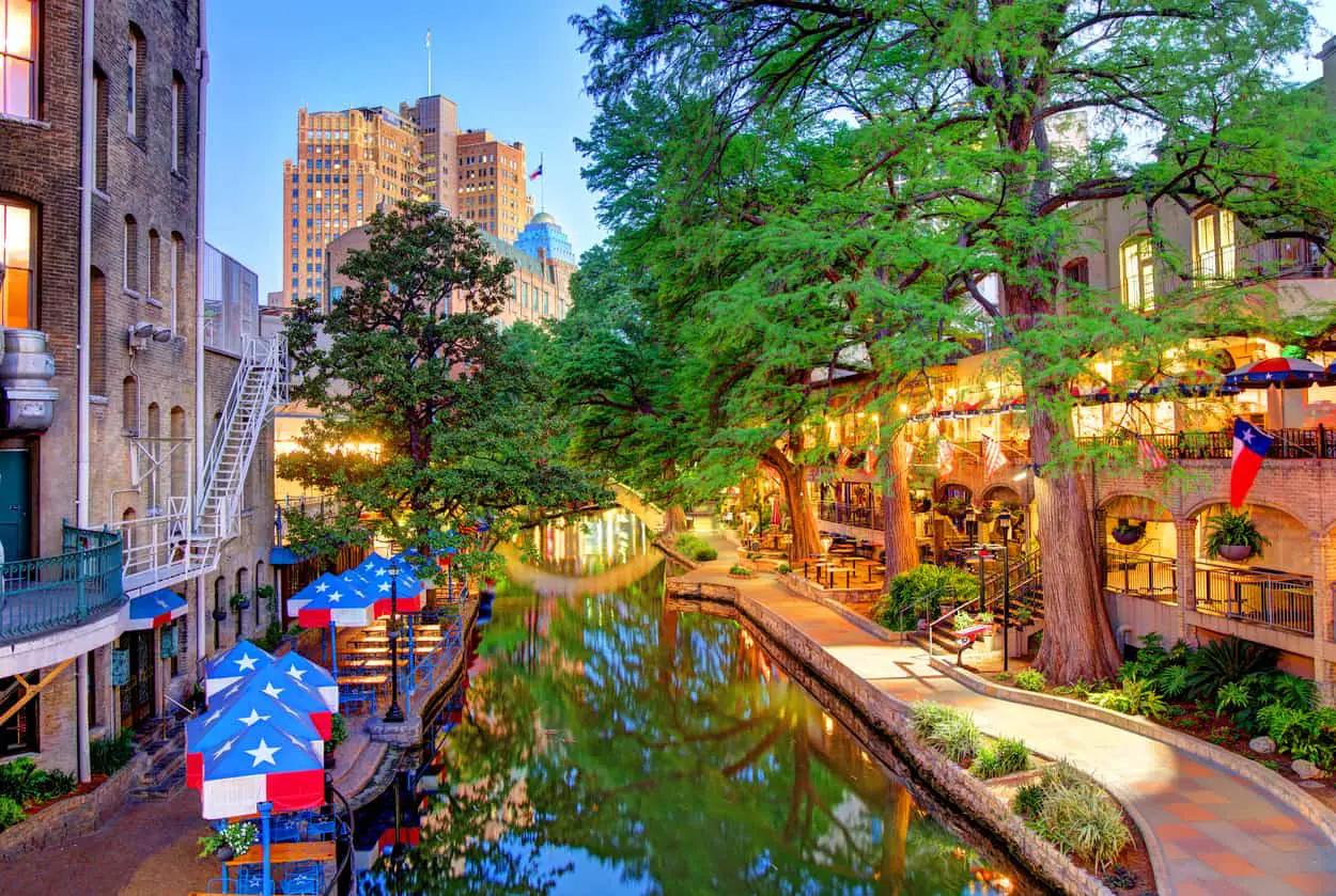 A Traveler's Guide to San Antonio