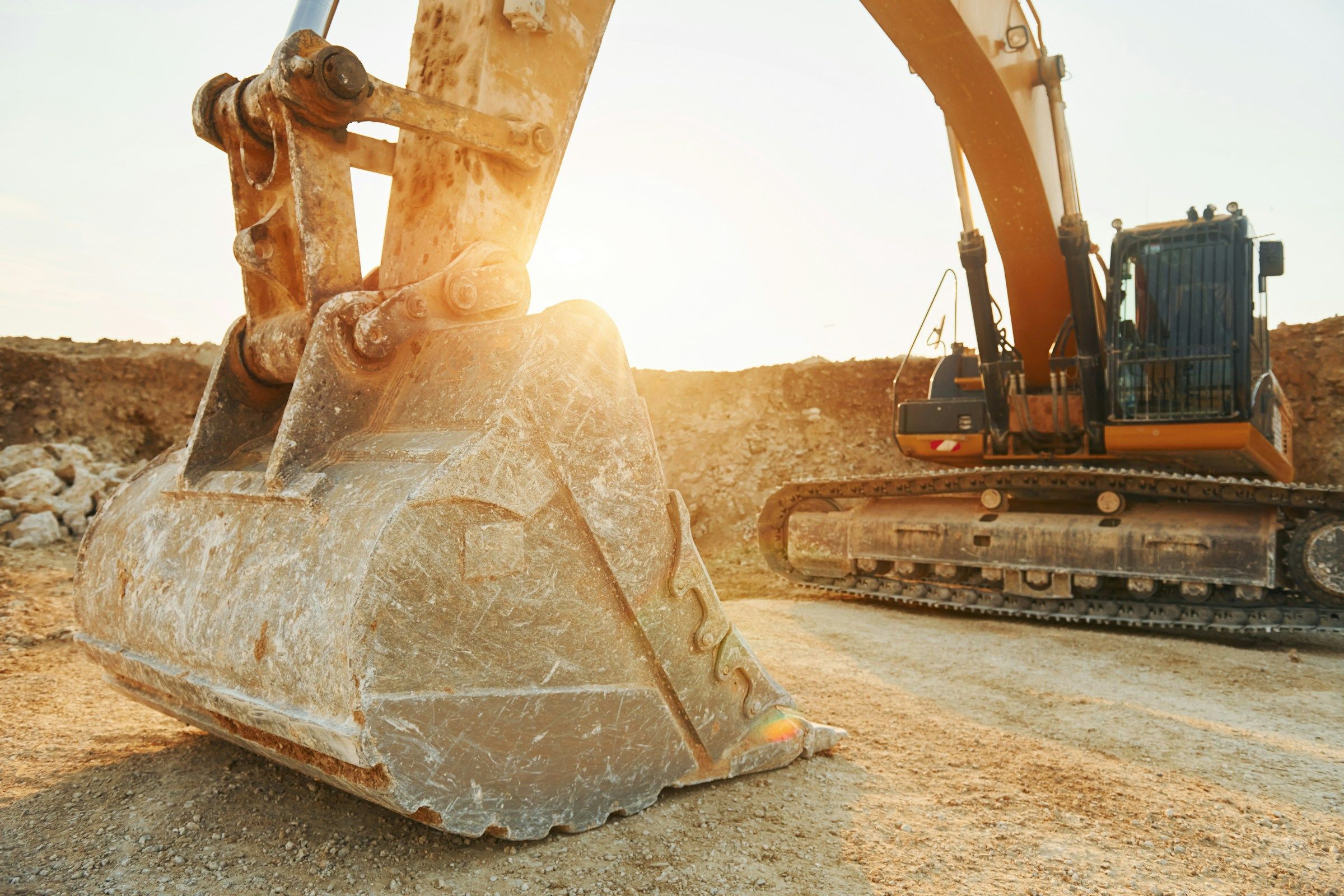 How to Pick the Right Travel Tracker for Field Crews