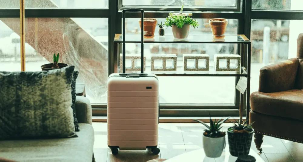 How to Pack for Summer Business Travel