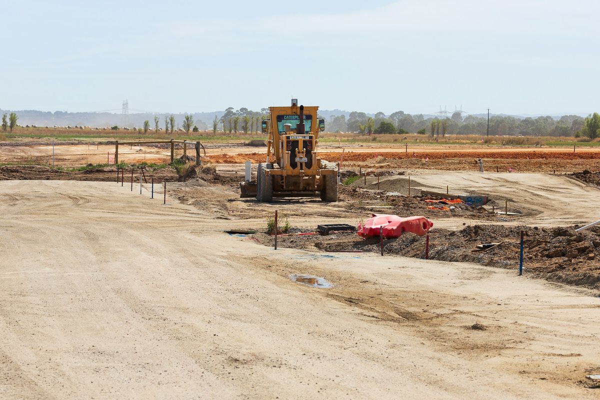 Remote Job Site Accommodations: 5 Ways Construction Teams Book Hotels in the Middle of Nowhere