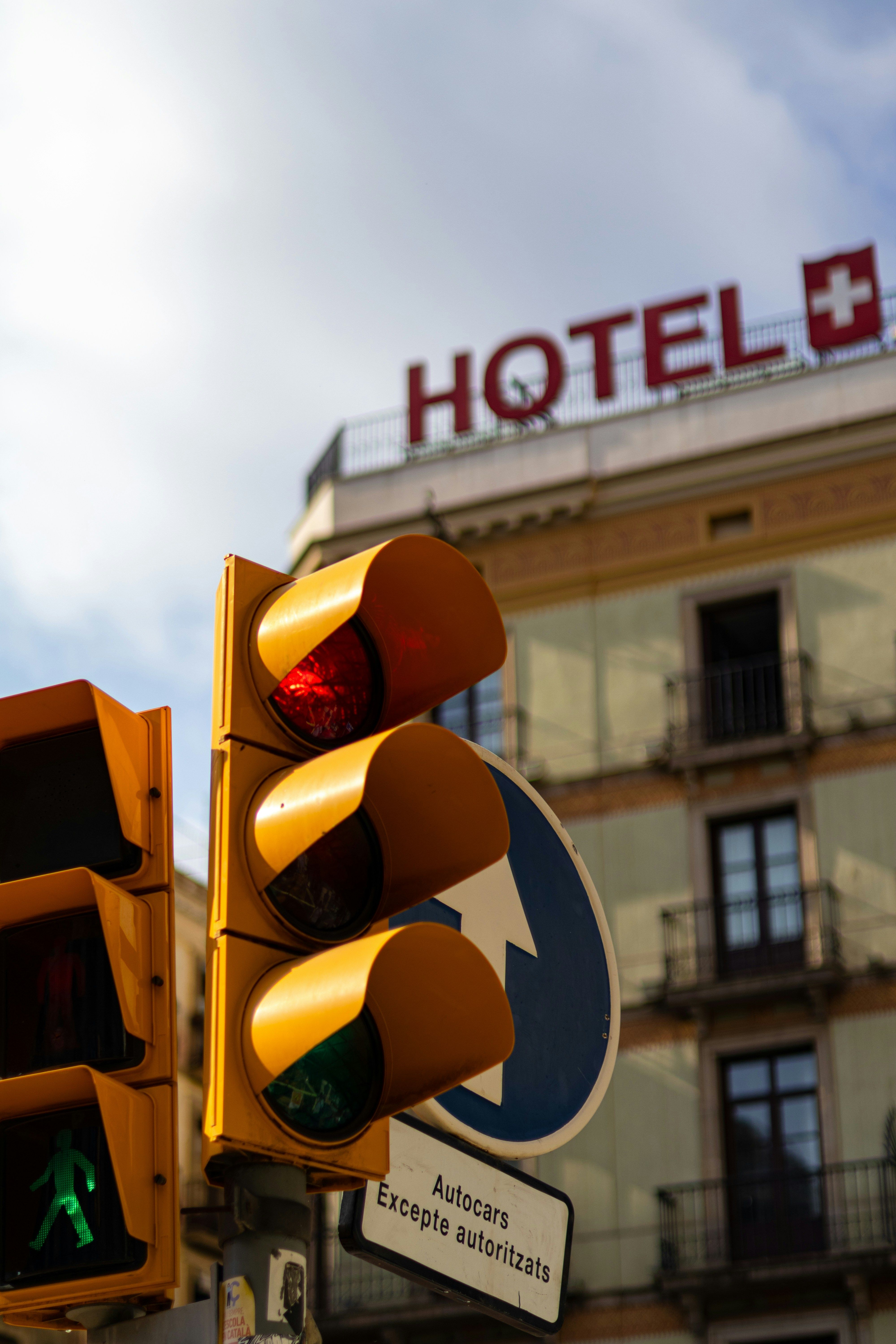 Travel Solutions for Energy Sector: Find Hotels Where Your Crews Work