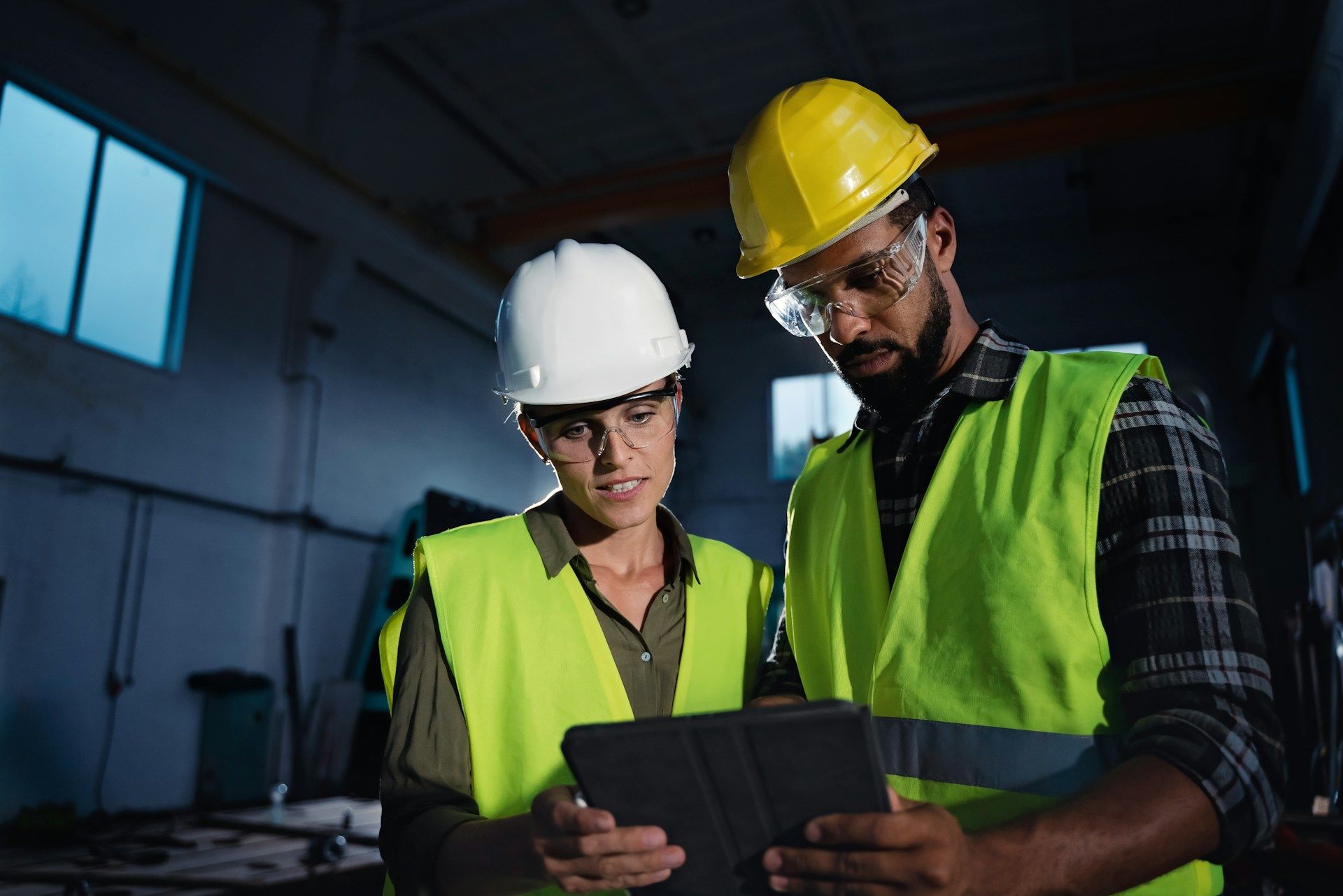 Crew Satisfaction Starts with Accommodations: How Travel Logistics Impact Retention