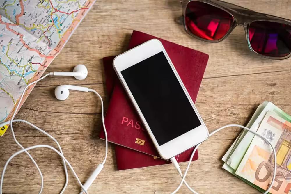 5 Ways Social Media Can Boost Your Travels