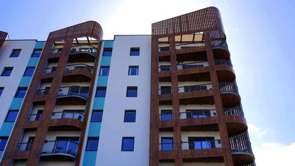 Hotels vs. Short-Term Rentals: How to Choose