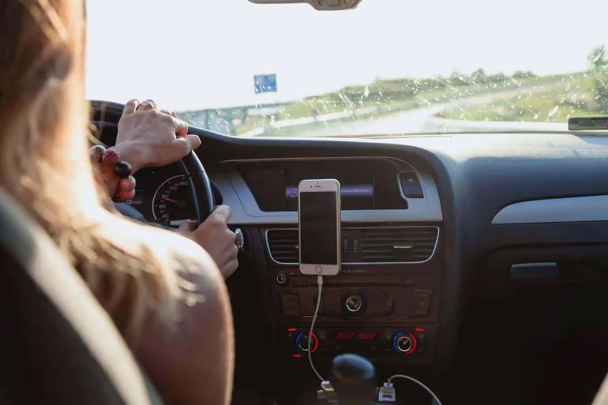 How does mileage reimbursement work? A guide for employers