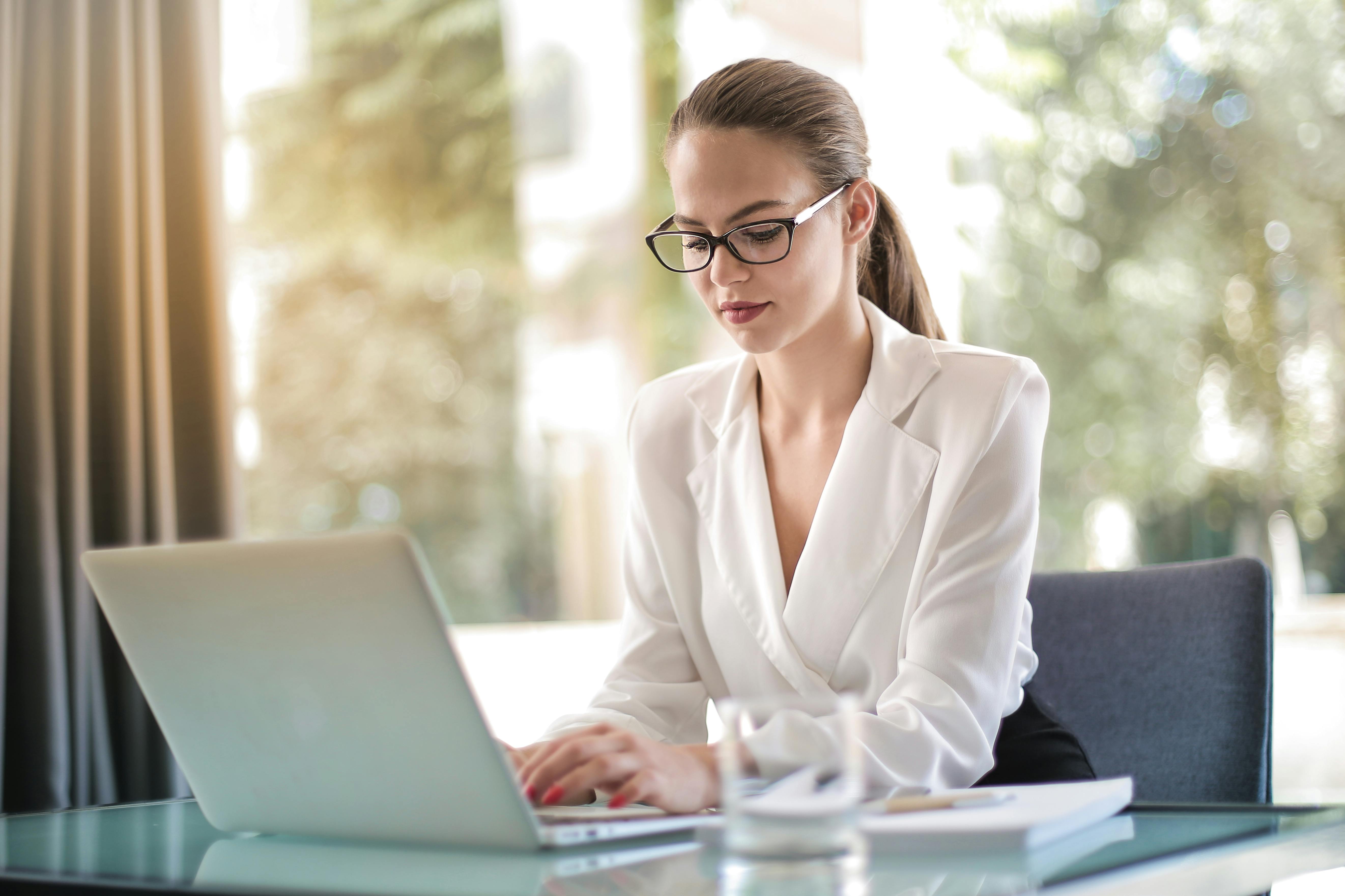 What's the best time to book a hotel? 5 business travel tips