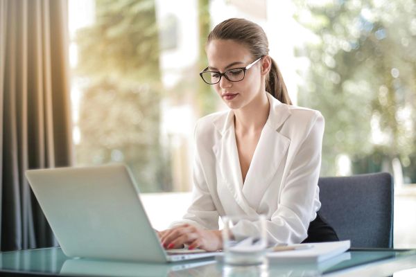 What's the best time to book a hotel? 5 business travel tips