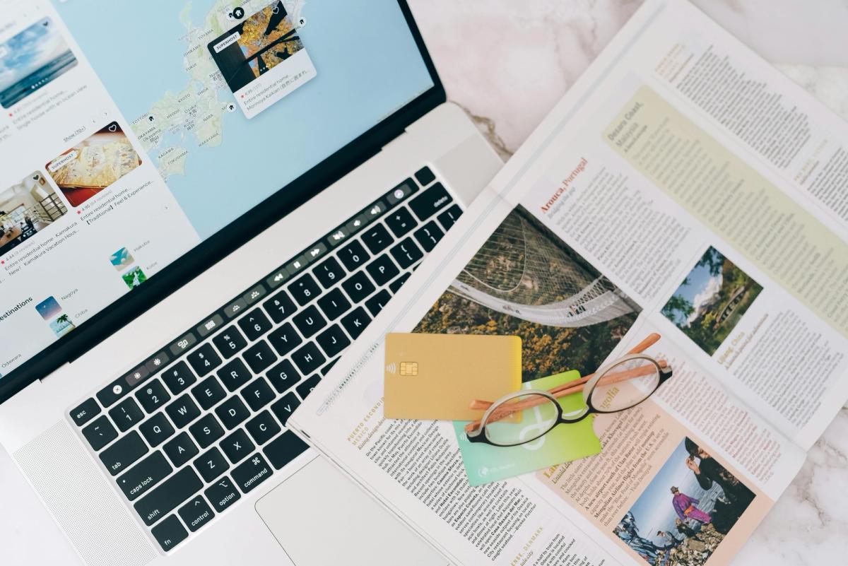 How to save money on flights: Top tips for business travelers