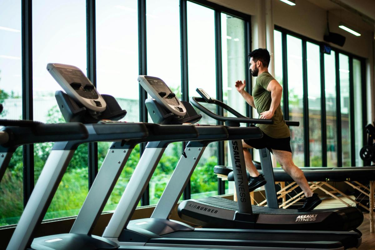 12 fitness tips for business travelers