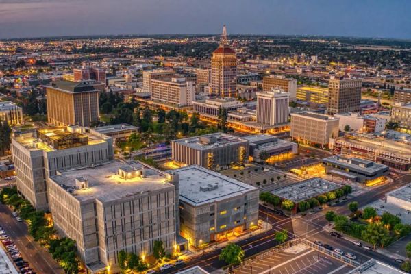 Fresno: Group Hotel Booking Guide